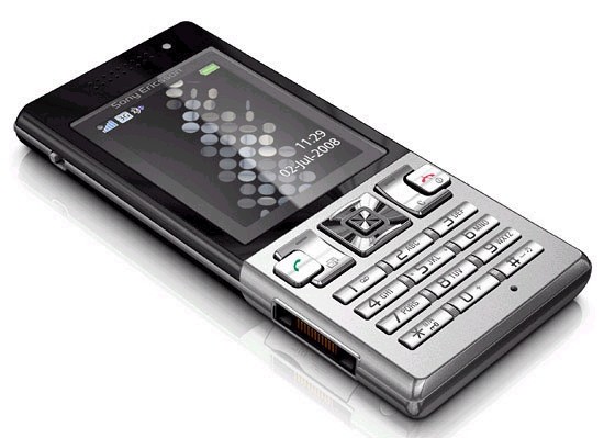 Премьера ультратонкого 3G-камерафона Sony Ericsson T700